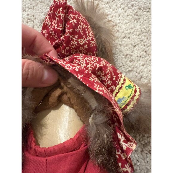 Vintage Arctic-Inspired Porcelain Eskimo Doll Tall Wooden Body‎ Moveable Legs - Picture 9 of 10